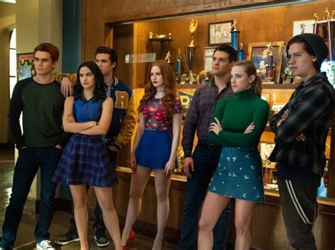 who is veronica lodge dating in riverdale